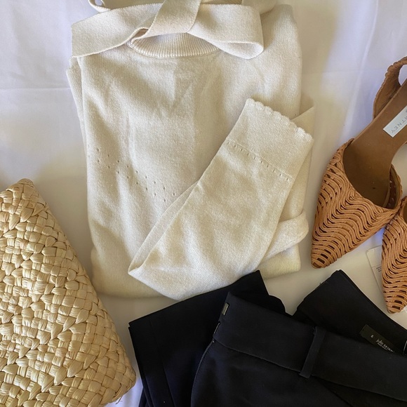 Draper James Sweaters - Draper James Bow Long-sleeve Sweater